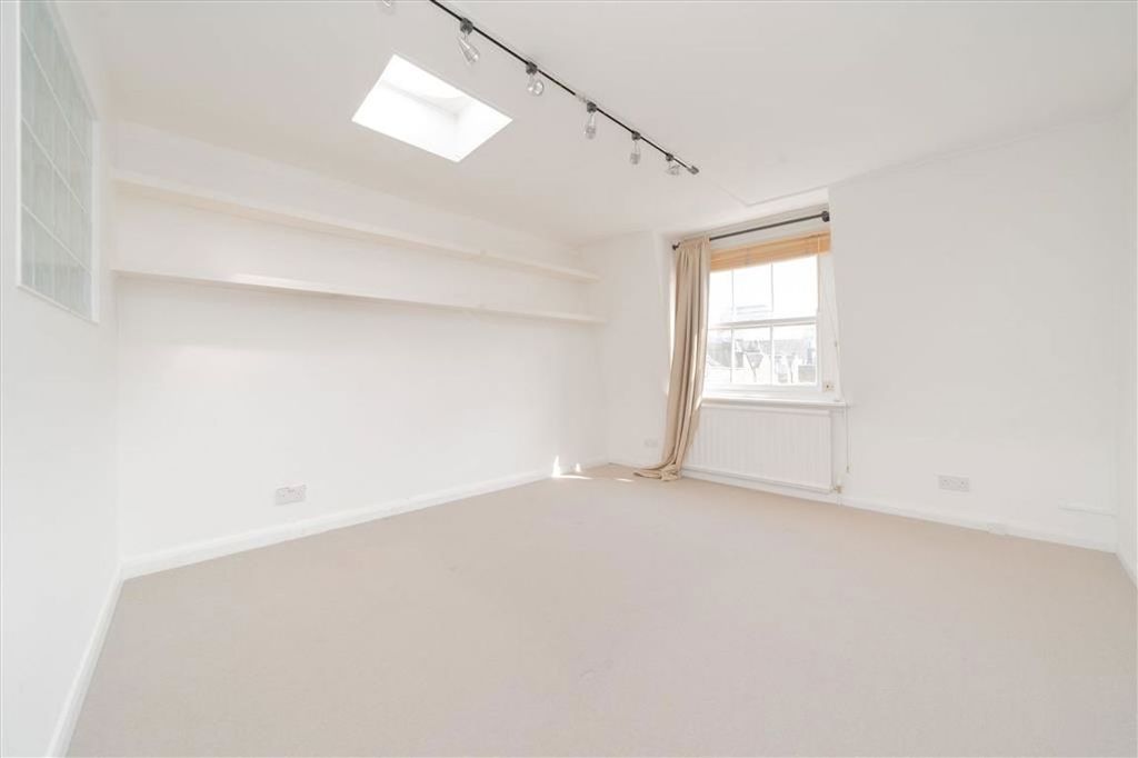 Property photo 3 of 6