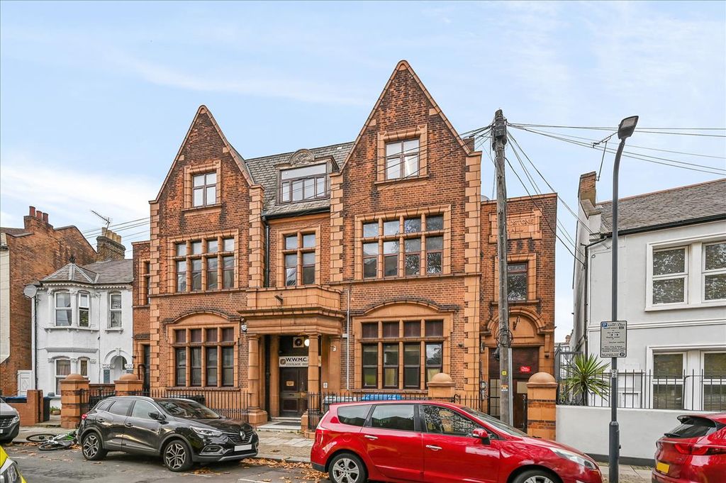 Property photo 1 of 13