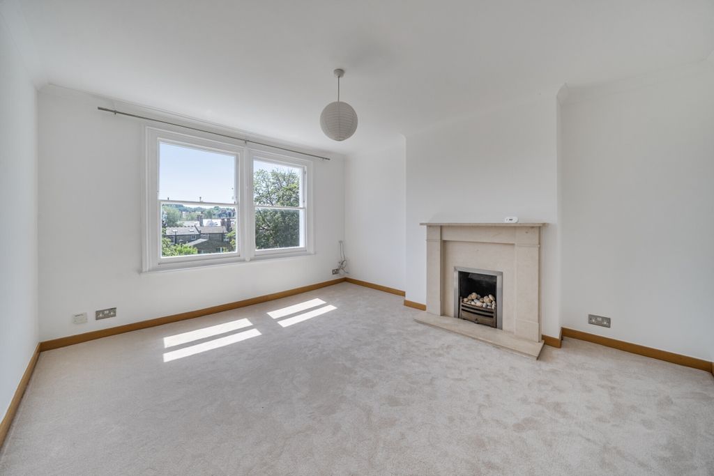 Property photo 1 of 14 1481519-7-6A391d8...