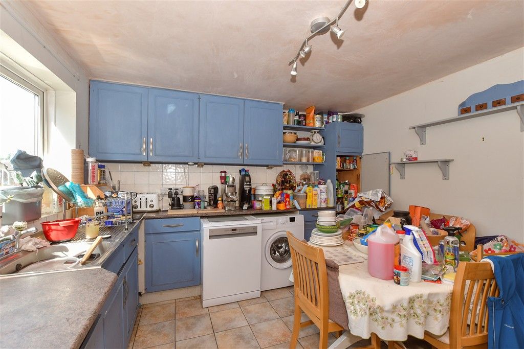 Property photo 3 of 12 Kitchen/Breakfast Room