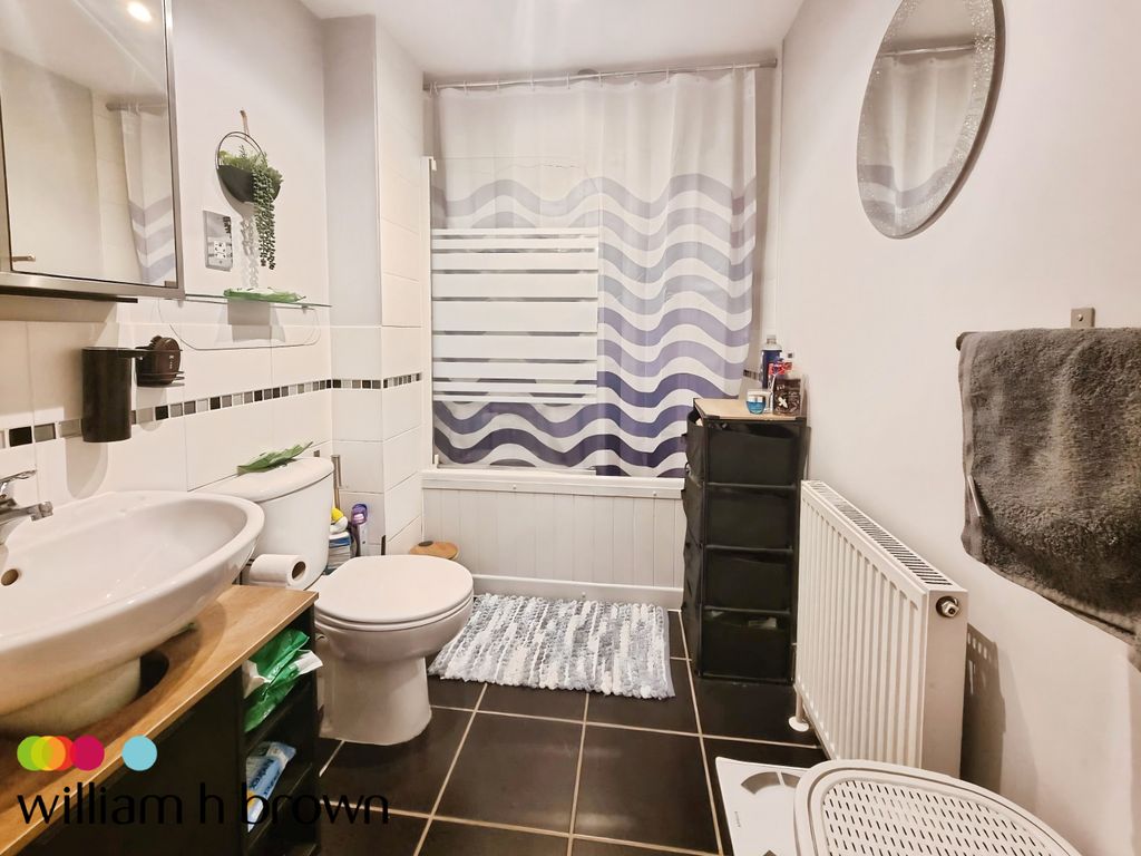 Property photo 3 of 10 Image