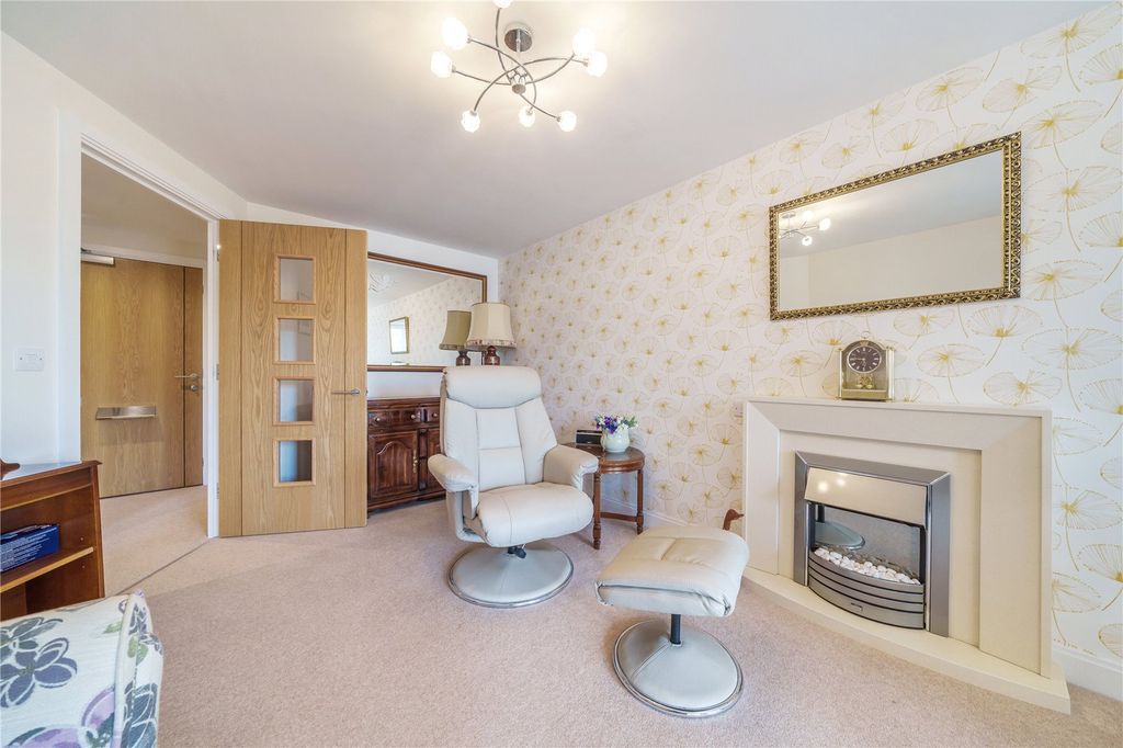 Property photo 2 of 14 Picture No. 20