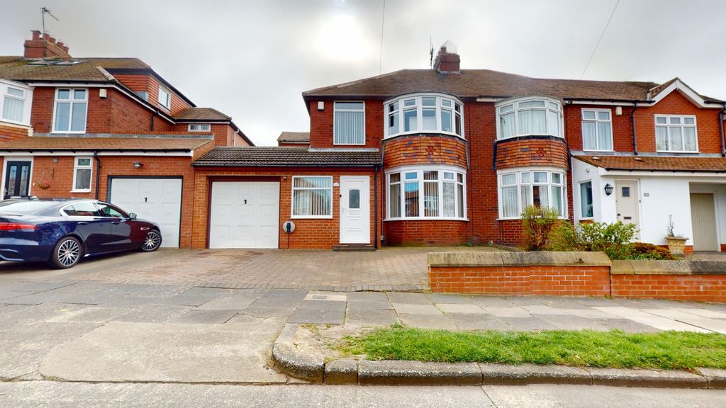 Property photo 1 of 27 4076451