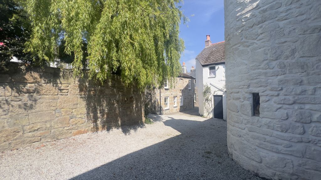 Additional image 12 of 1 bed flat for saleNew Street, Penzance TR18