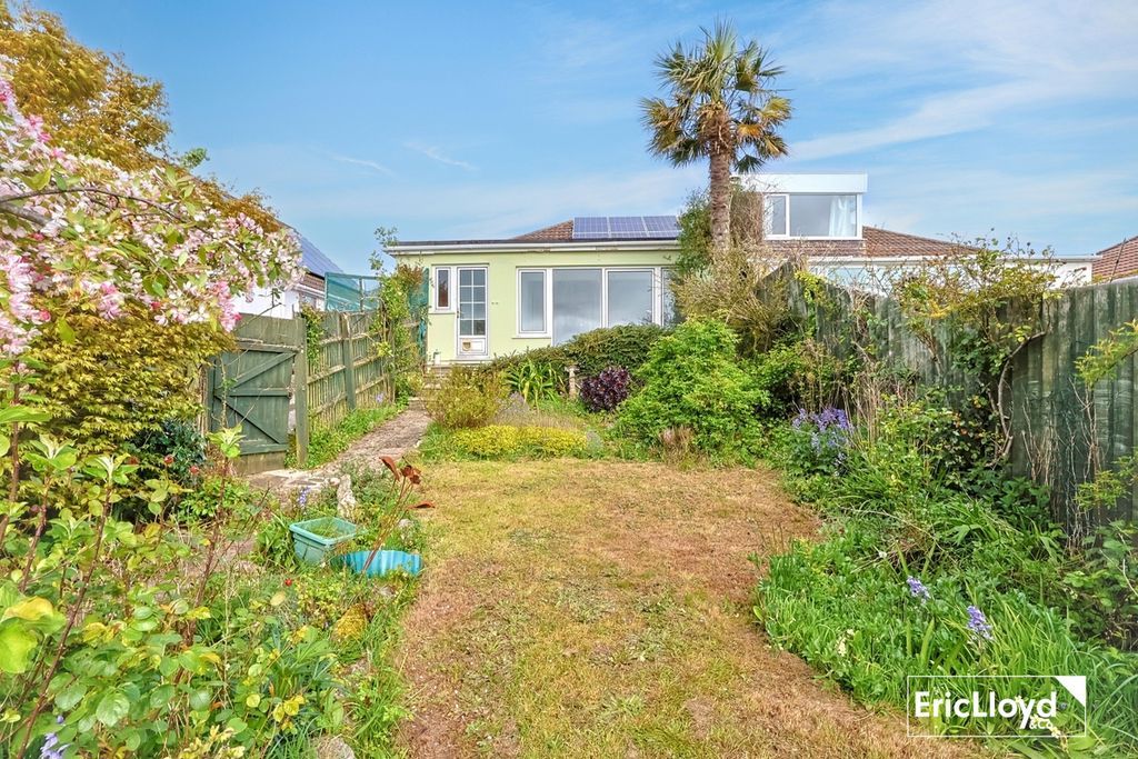 Property photo 2 of 18 Photo 4