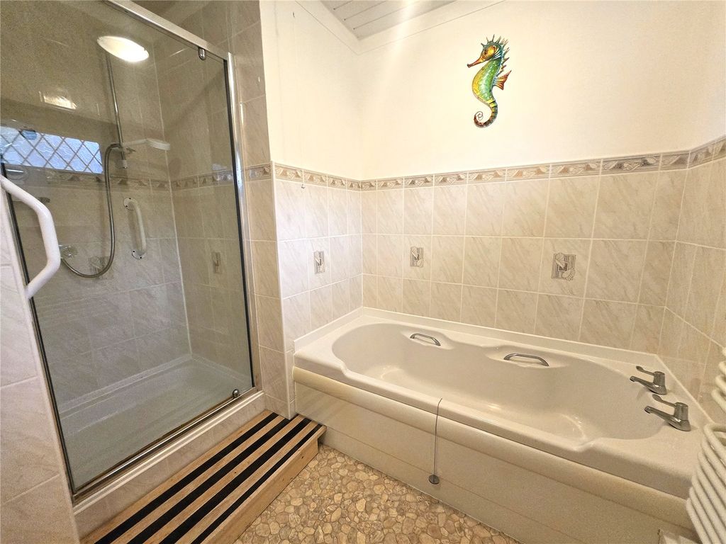 Additional image 8 of 3 bed bungalow for saleMayfield Acres, Kilgetty, Pembrokeshire SA68