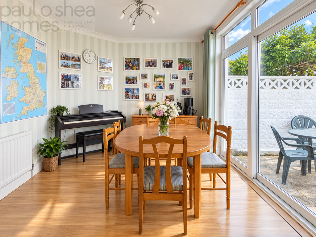 Property photo 2 of 11 Dining Area
