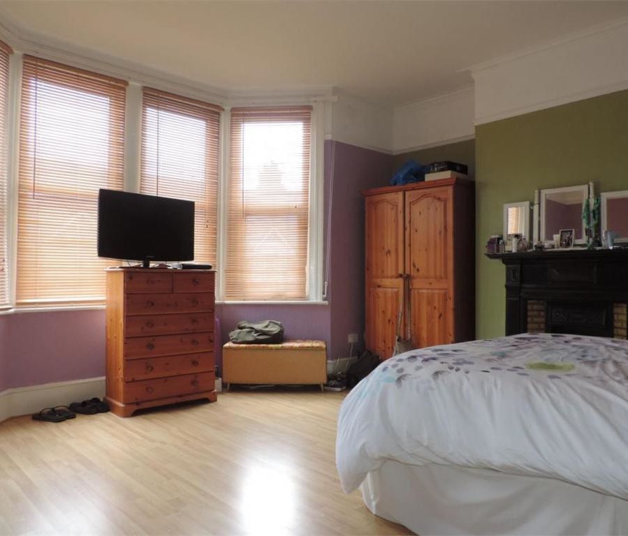 Property photo 3 of 13
