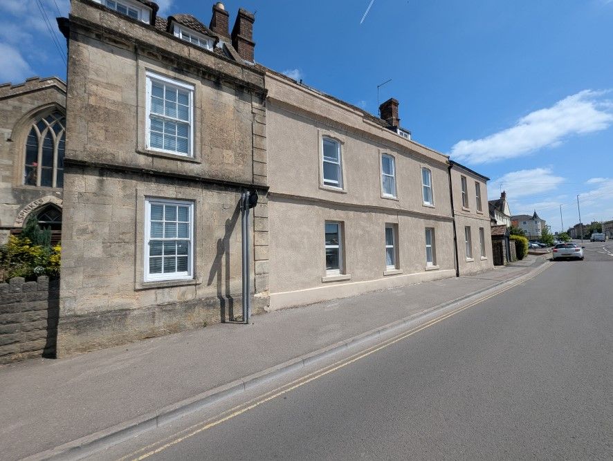 Property photo 2 of 14