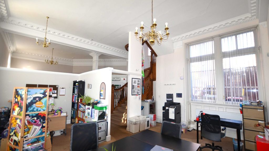 Property photo 2 of 9 Allied-Surveyors-Scortland-50 Coburg Street, Edinb