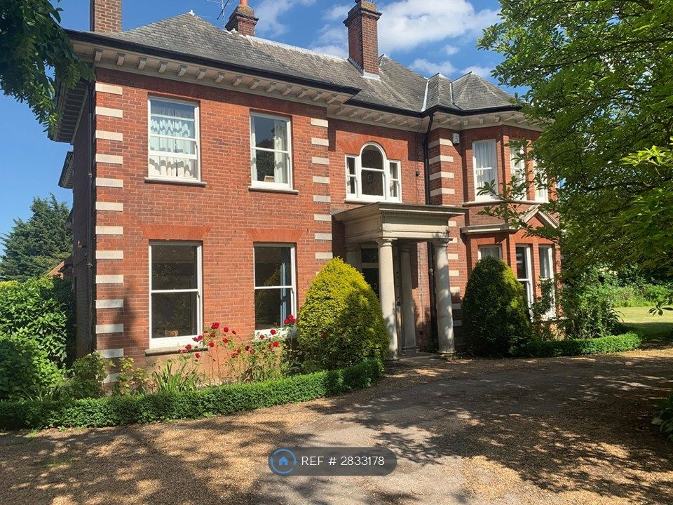 Property photo 2 of 16