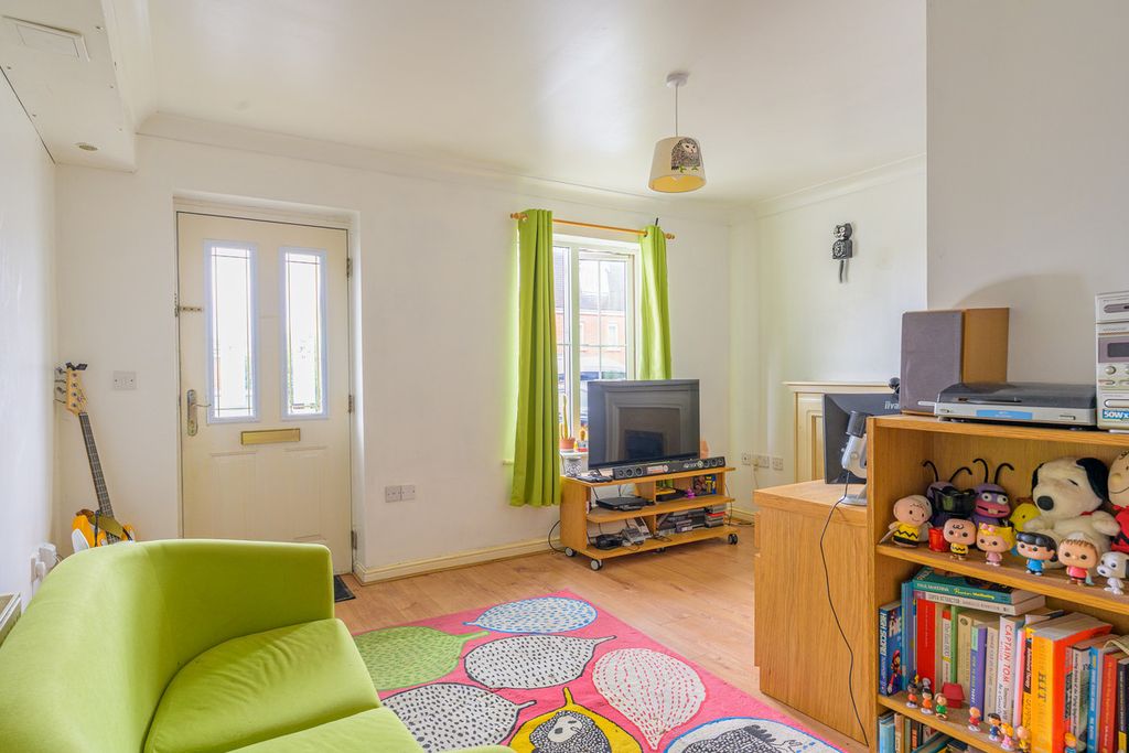 Property photo 3 of 10
