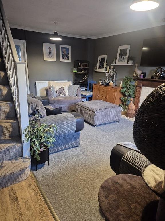 Property photo 3 of 13 14 Nolan - Lounge.Jpg