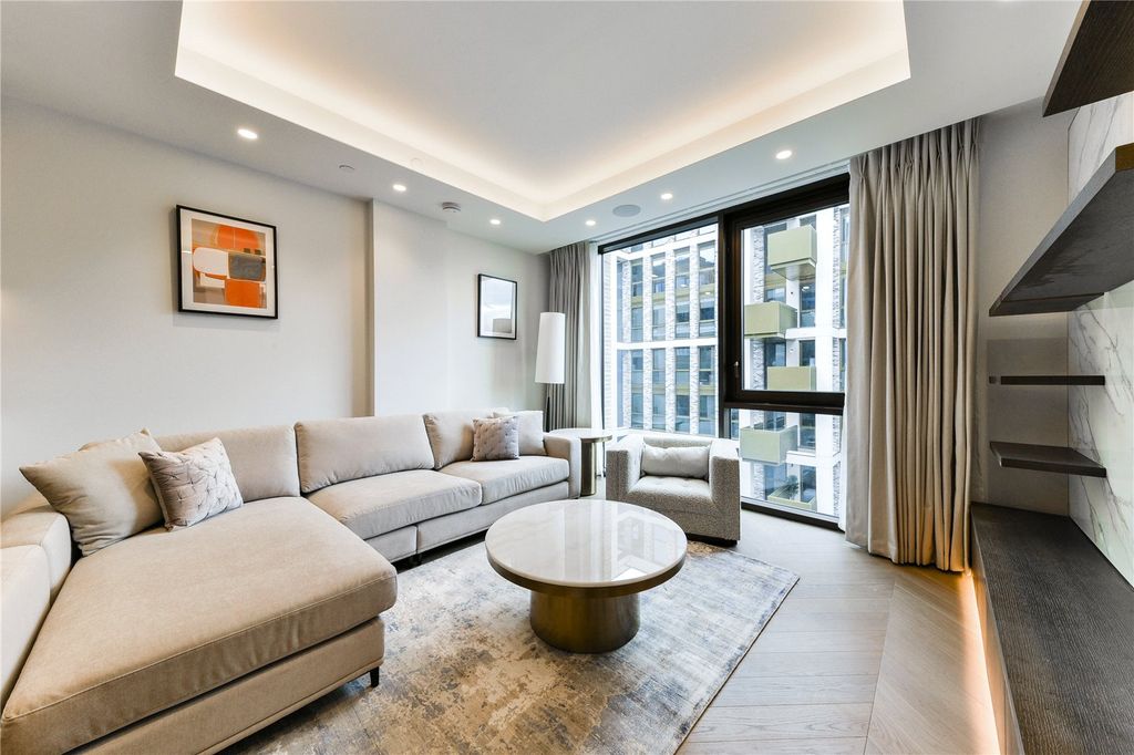 Property photo 1 of 17 Reception Room