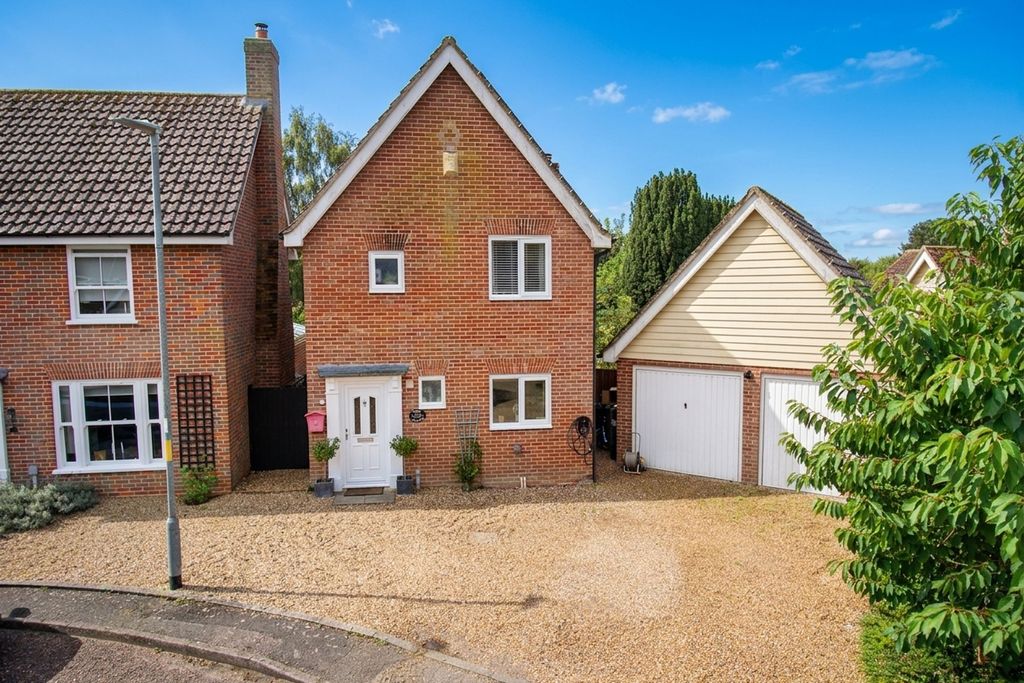 Property photo 1 of 24
