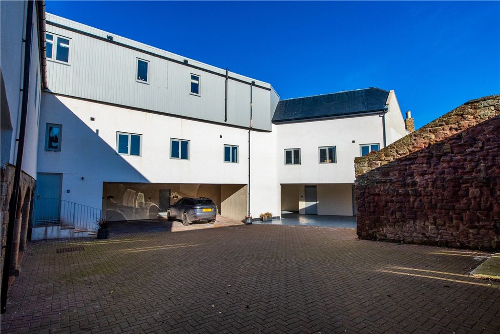 Property photo 3 of 17 Picture No. 05
