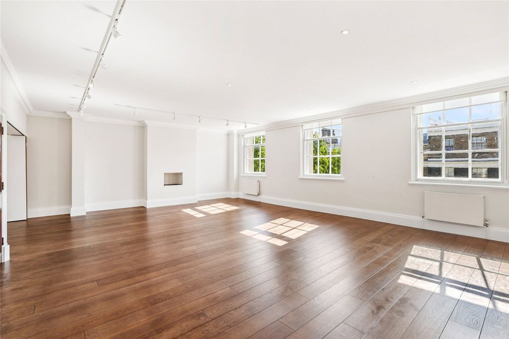 Property photo 1 of 10 Reception Room