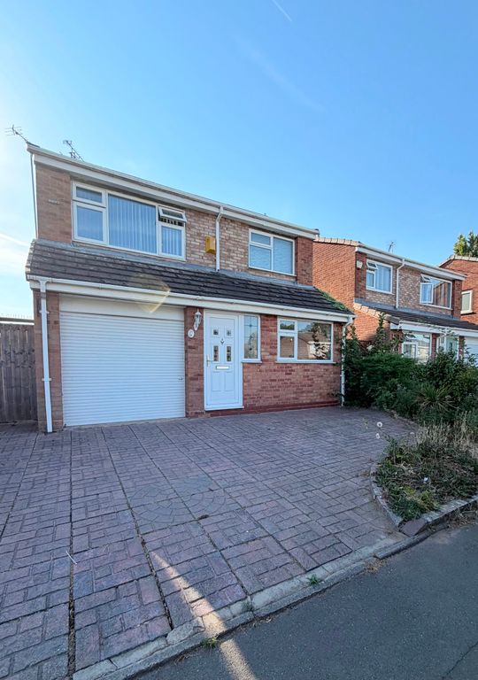 Property photo 2 of 13