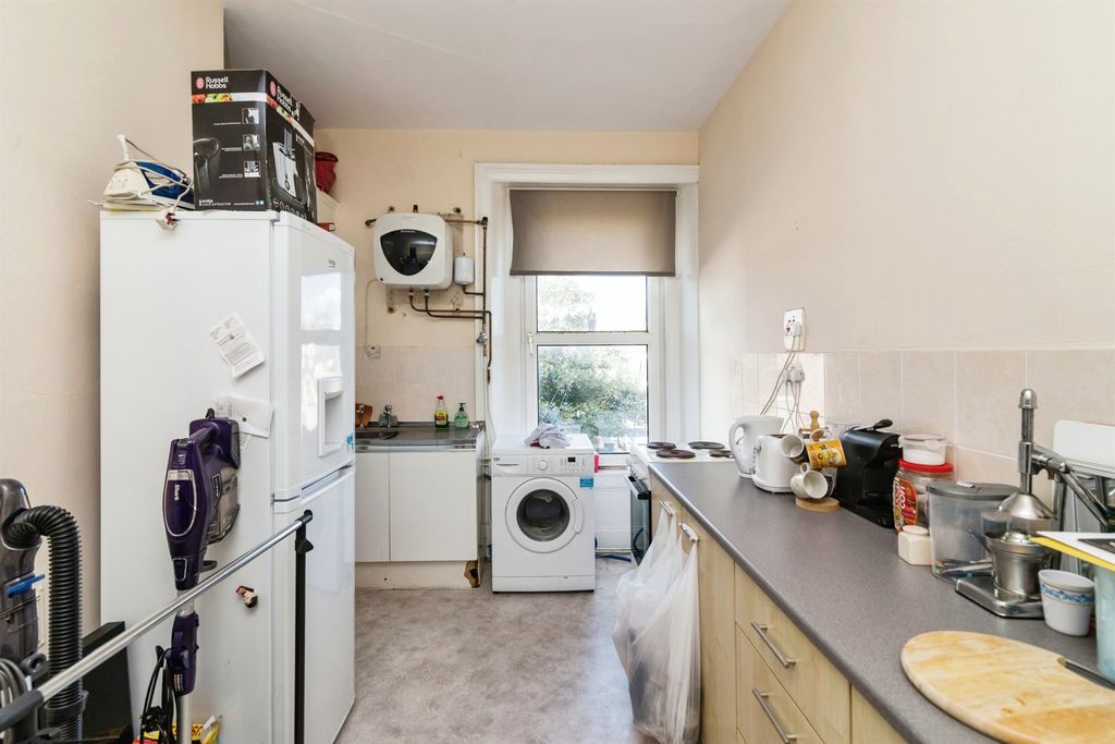 Additional image 11 of 5 bed flat for saleWellington Esplanade, Lowestoft NR33