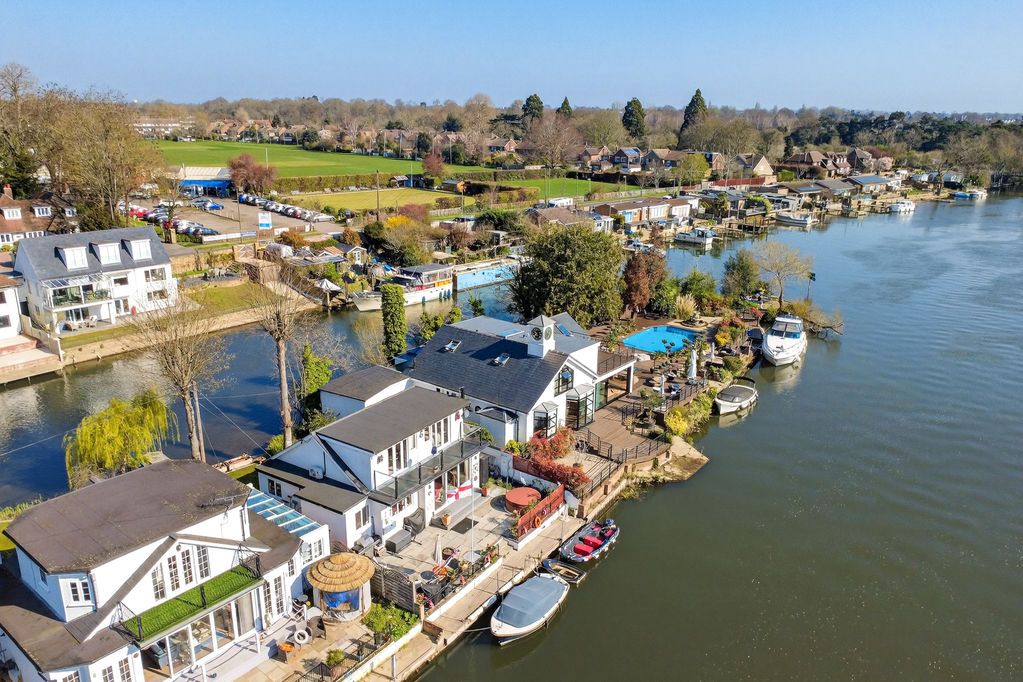 Property photo 1 of 28 Photo 28