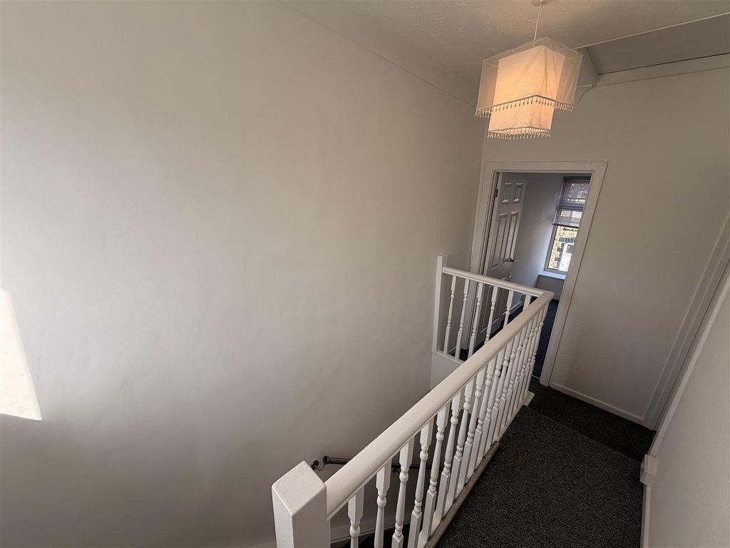 Additional image 19 of 3 bed semi-detached house to rentWhitting Street Porth, Porth CF39