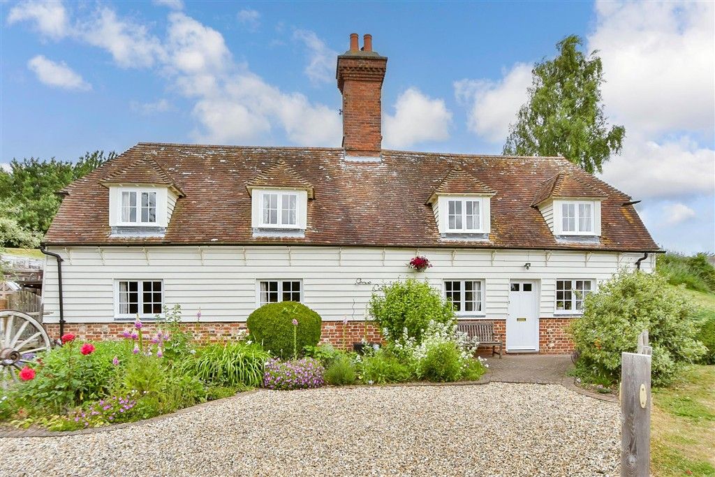 Property photo 3 of 16 External (Web)