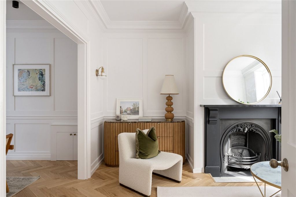 Property photo 3 of 18 Picture No. 02