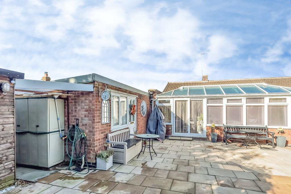 Property photo 2 of 34