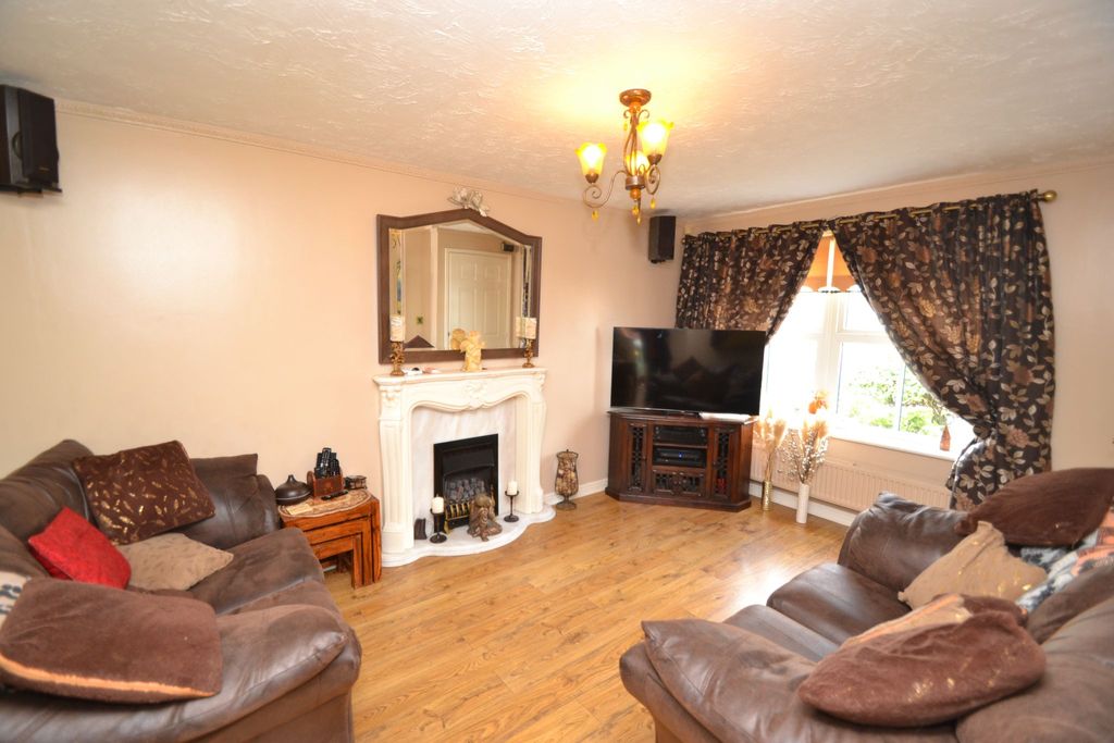 Property photo 3 of 15 Photograph 3