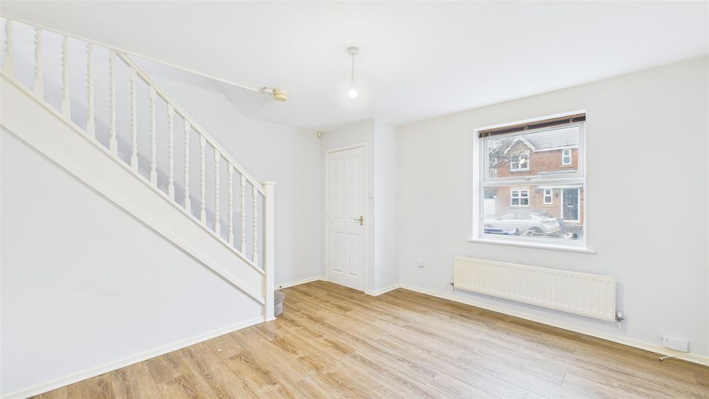 Property photo 2 of 21 Cam05101G0-Pr0123-Still010.Jpg