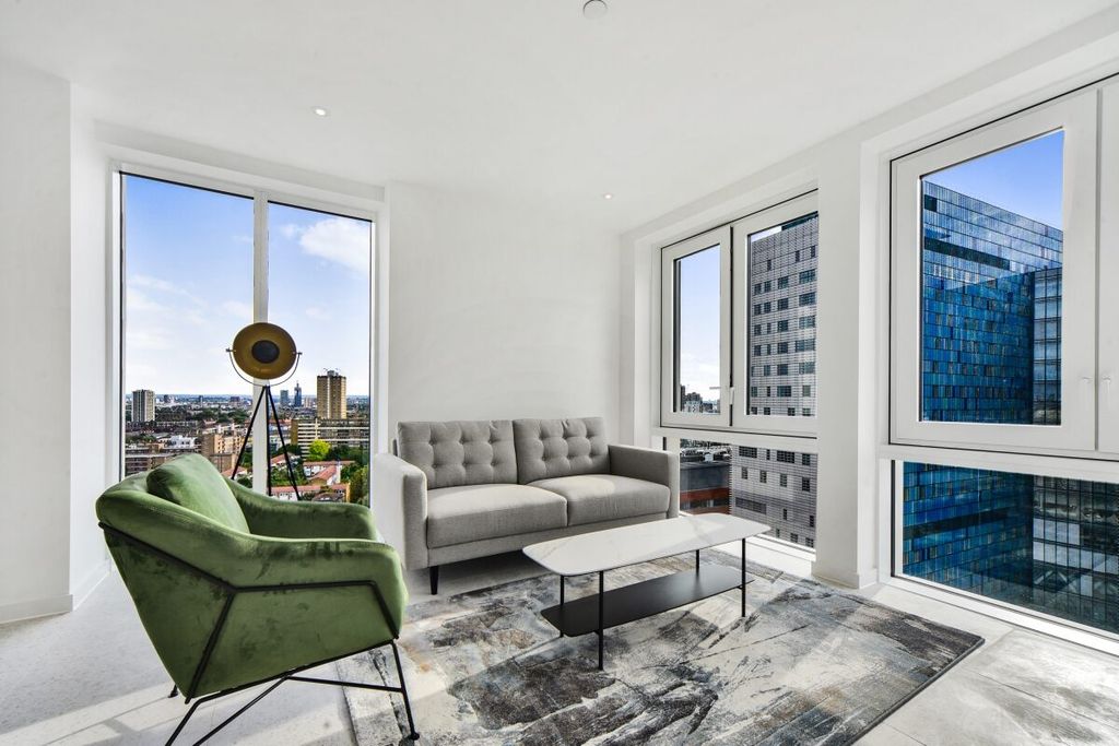 Property photo 1 of 21 Dsc_3688_High