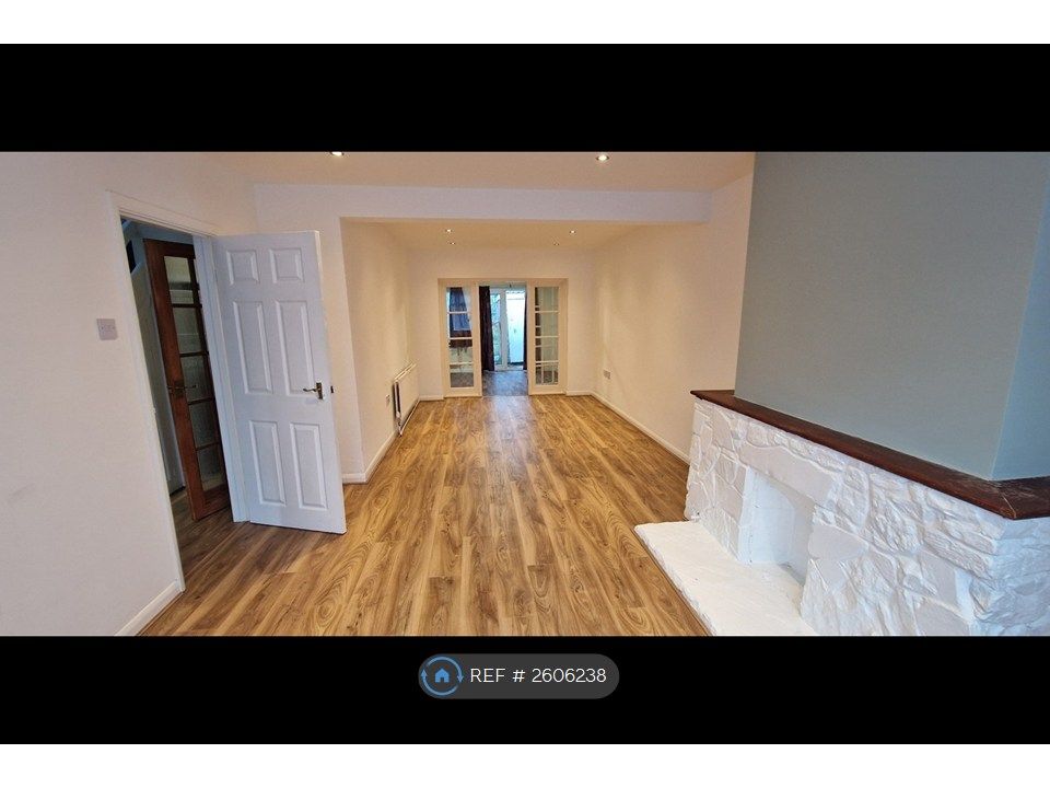 Property photo 2 of 13 Living Room