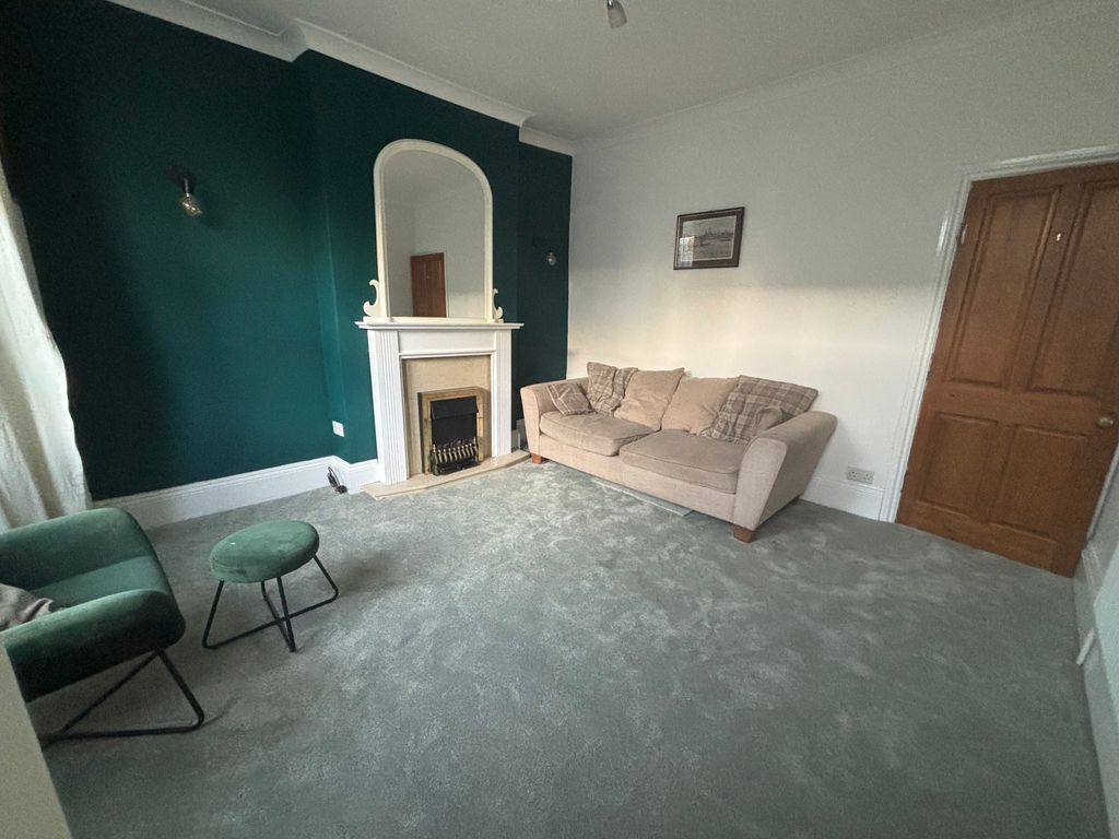 Property photo 3 of 11 Image