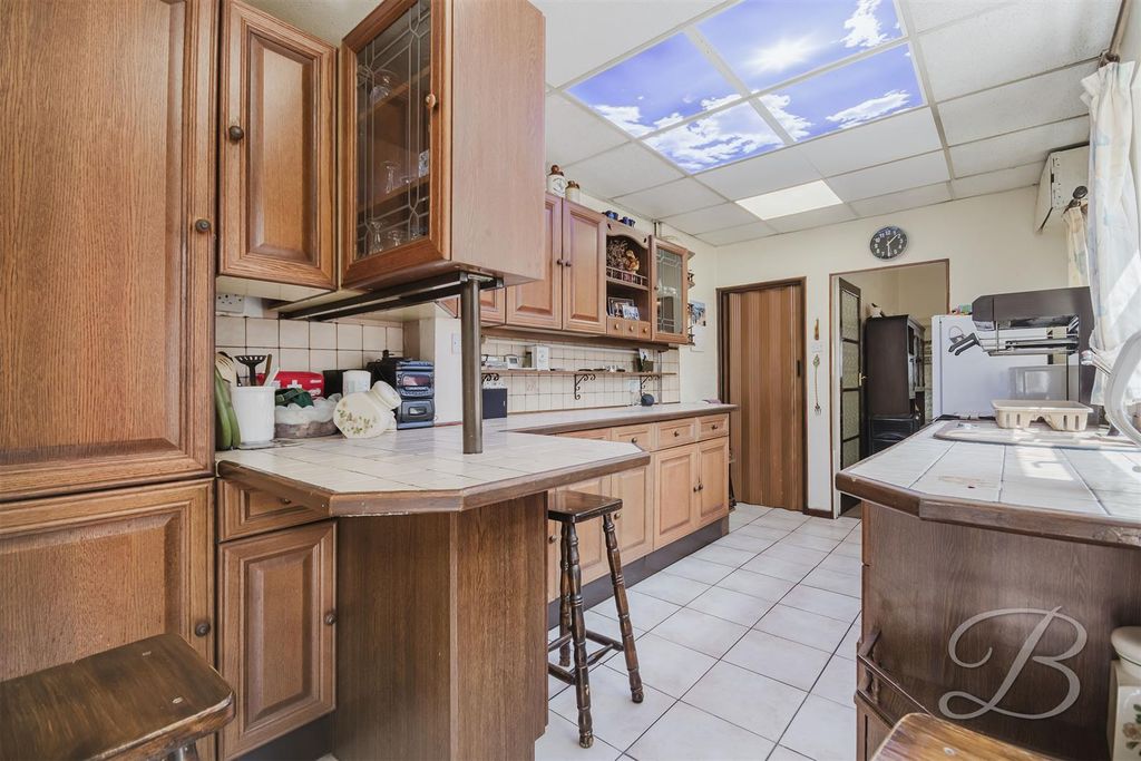 Property photo 2 of 26 Ccltd-18.Jpg