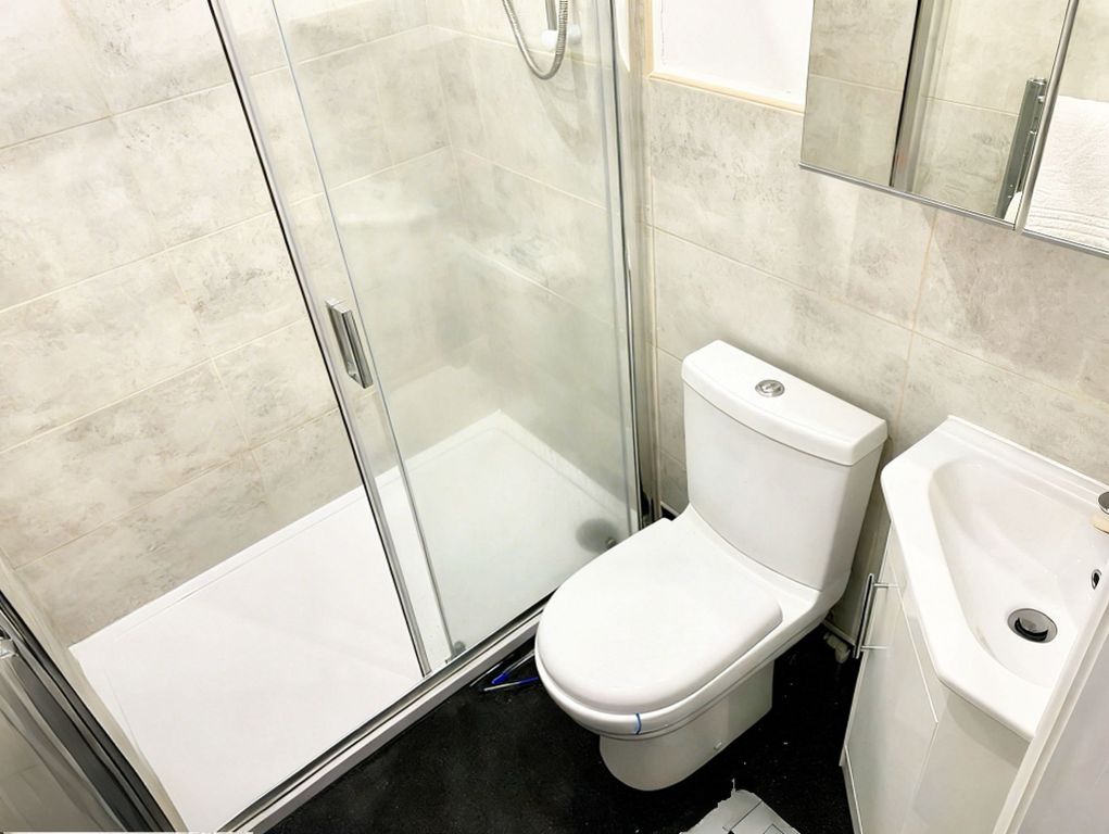 Property photo 3 of 3