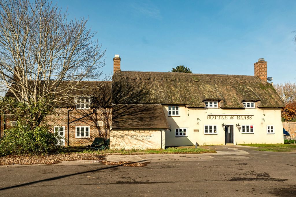 Property photo 1 of 12