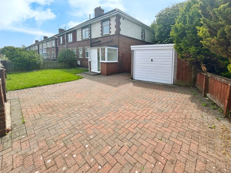 Property photo 1 of 14 Photo 6