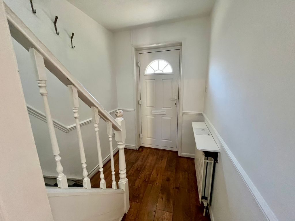 Property photo 2 of 12 Img_7945