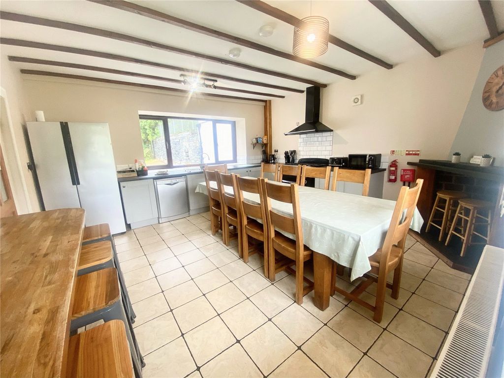 Property photo 3 of 31 Picture No. 42