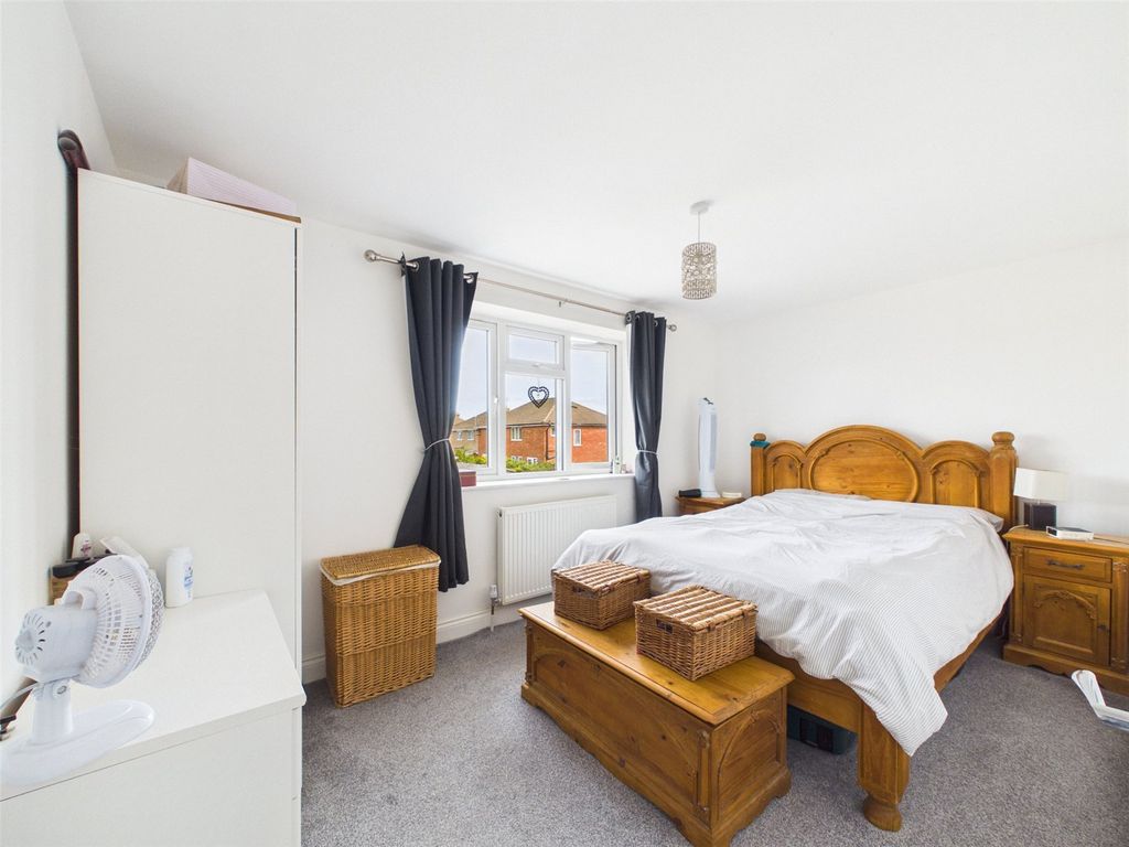 Property photo 3 of 12 Picture No. 12