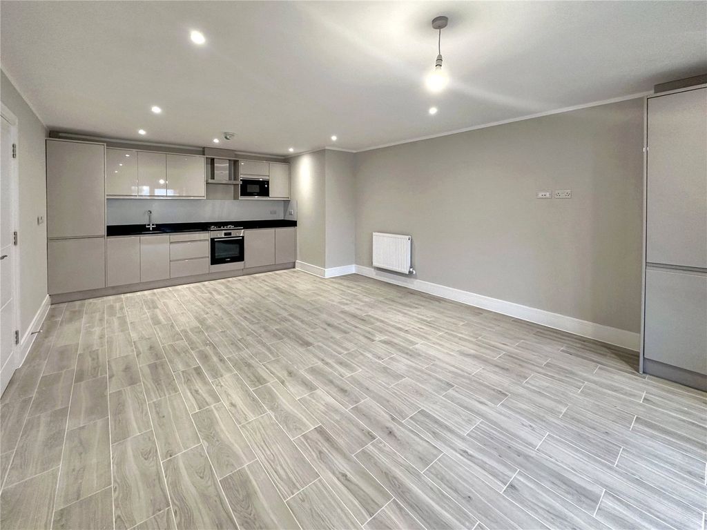 Property photo 1 of 10 Picture No. 03