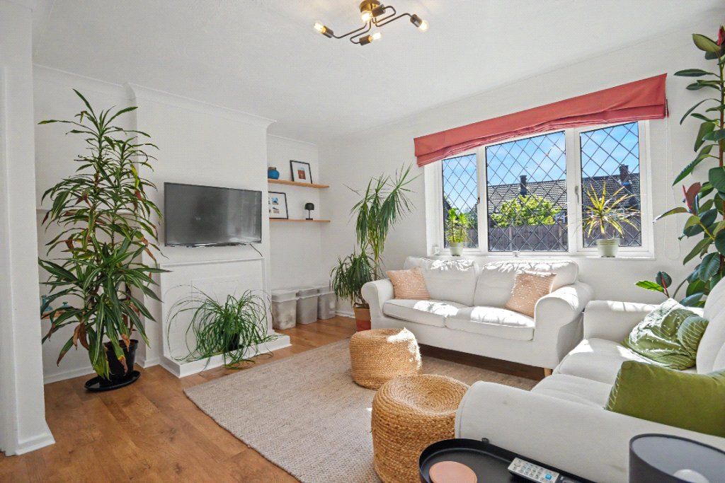 Property photo 2 of 18 Picture No. 15