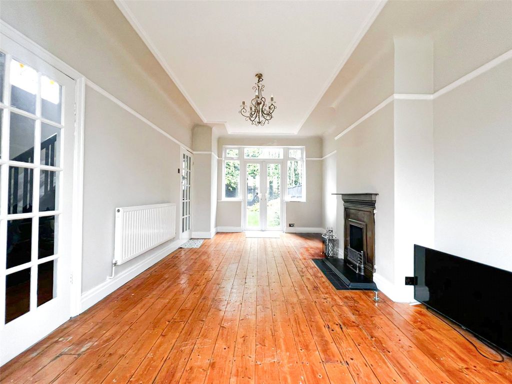 Property photo 3 of 11 Picture No. 05
