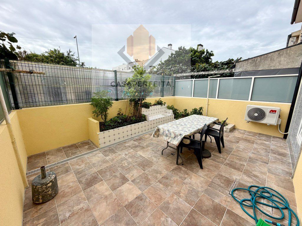 Property photo 3 of 38