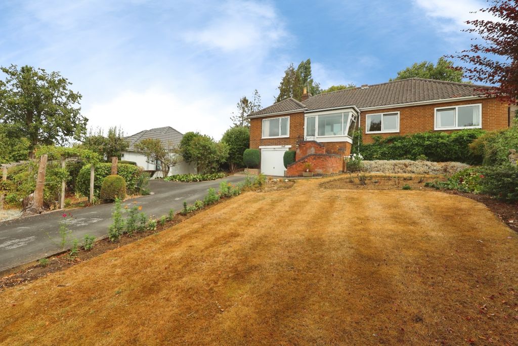 Property photo 1 of 27 5332080