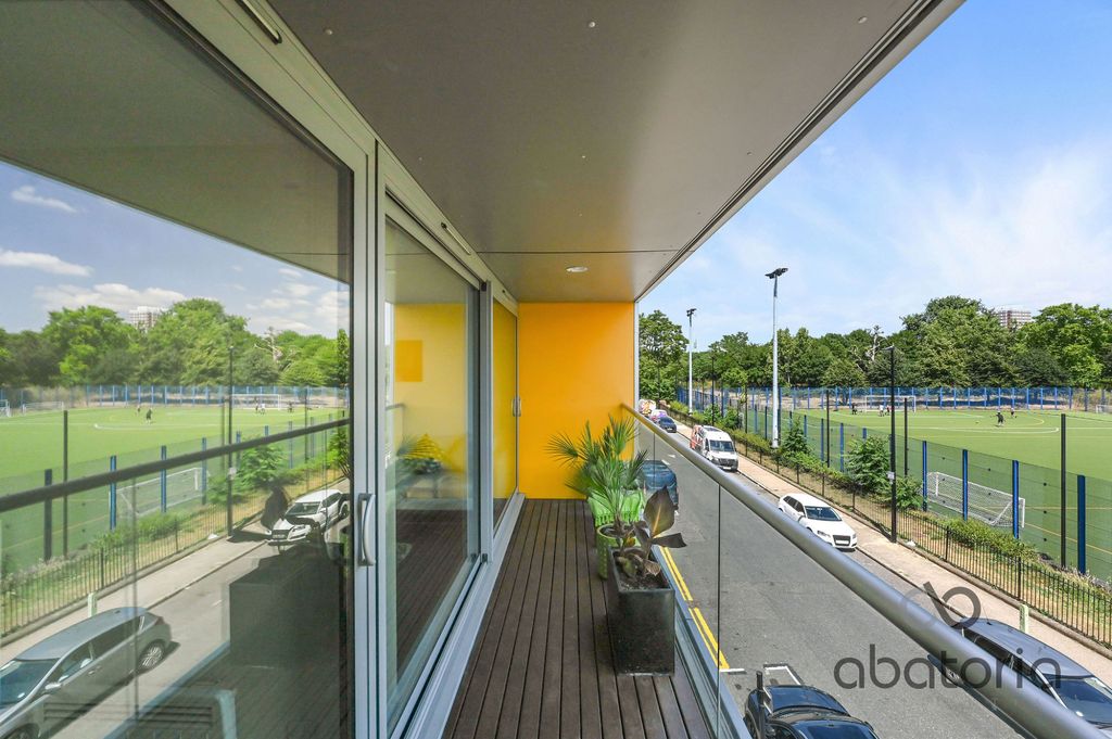 Property photo 3 of 15