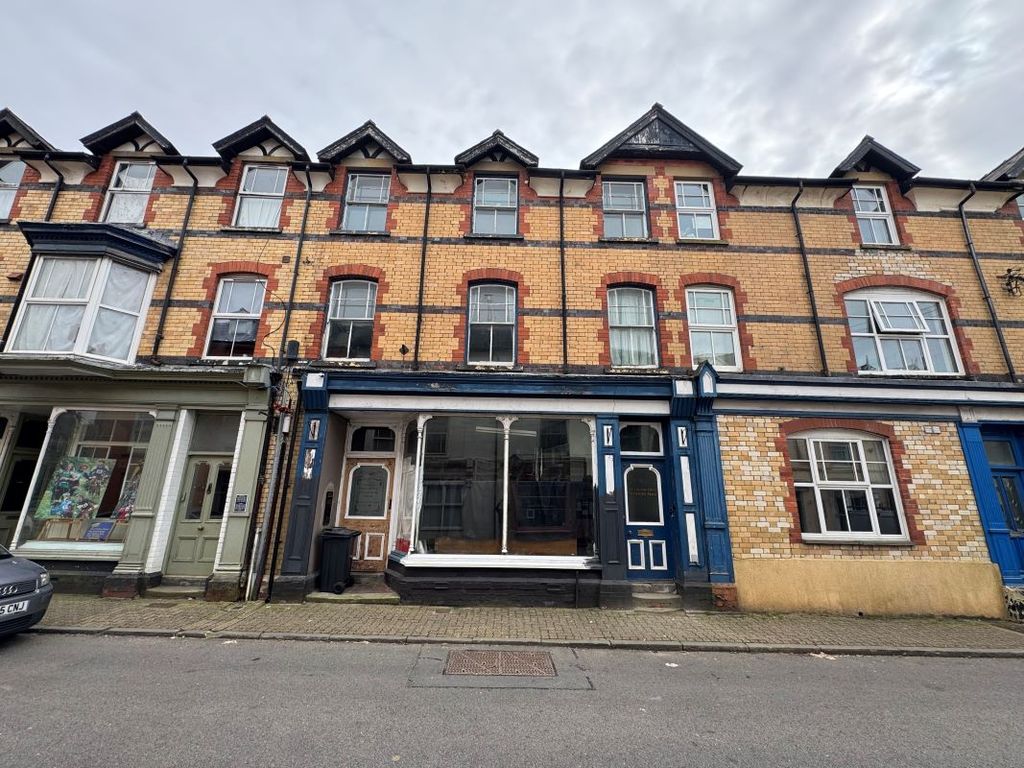 Property photo 1 of 25