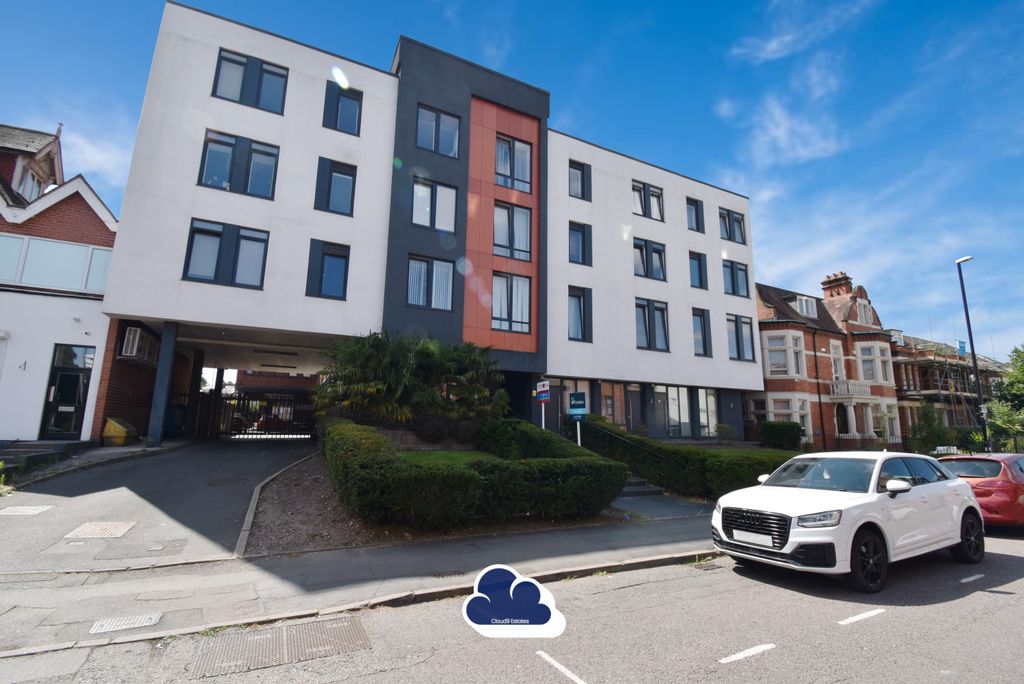 Property photo 1 of 6 Front