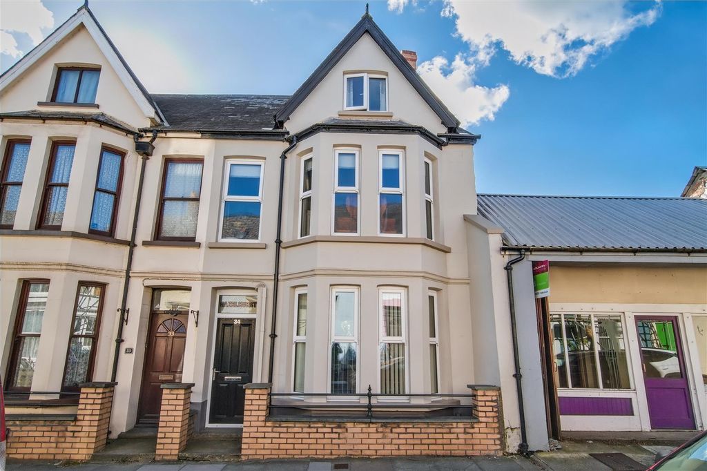 Property photo 1 of 43 Front