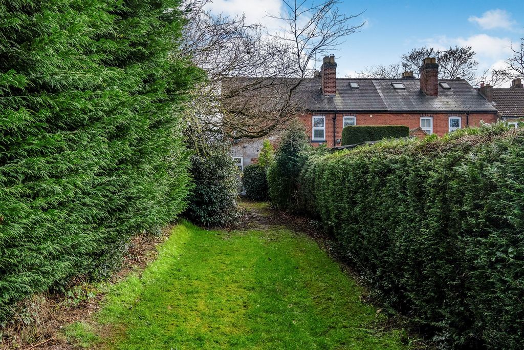 Property photo 2 of 21